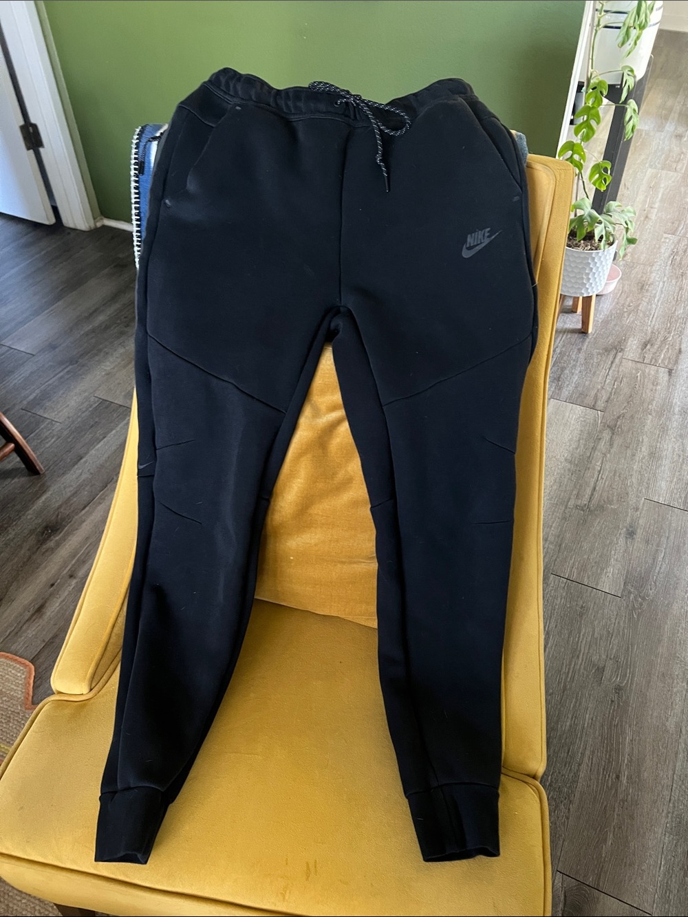 Nike Kids Black Jogger Sweatpants with Drawstring